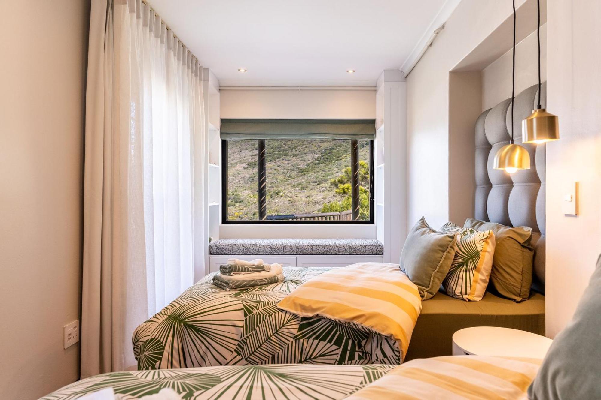 Sunsets On Little Lion's Head Apartment Cape Town